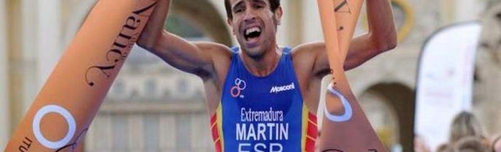 El duatleta Emilio Martín, patrocinado por Sevilla Wagen VW Comerciales, se proclama Campeón del Mundo